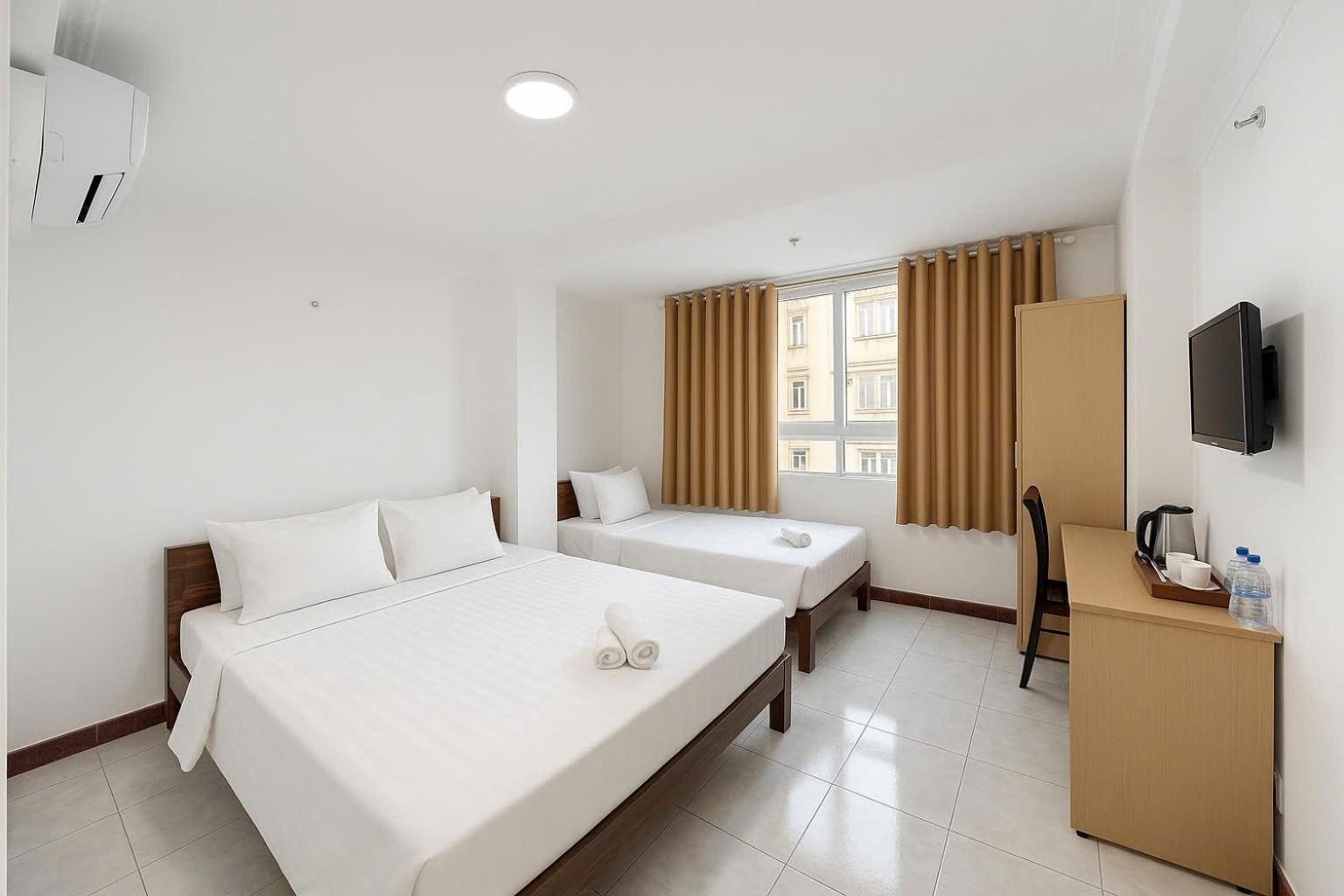 K&T Hotel - Bui Vien Walking Street Ho Chi Minh City Exterior photo
